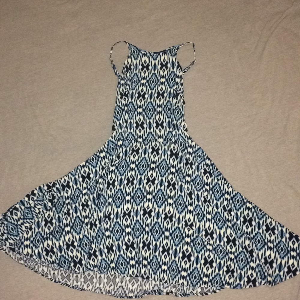 Blue patterned Aeropostale dress
